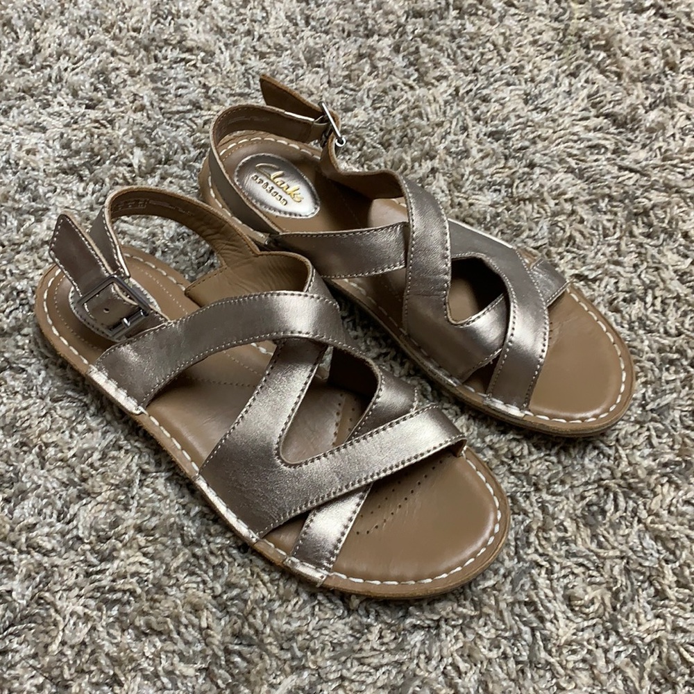 NWOT Clark artisan sandals SZ 8.5